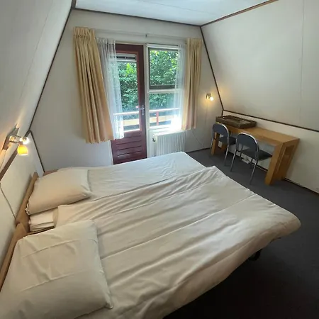 De Boomklever, Vrijstaand En Midden In Het Bos Aan De Heide! Elspeet