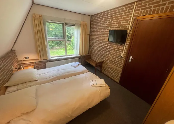 De Boomklever, Vrijstaand En Midden In Het Bos Aan De Heide! Elspeet