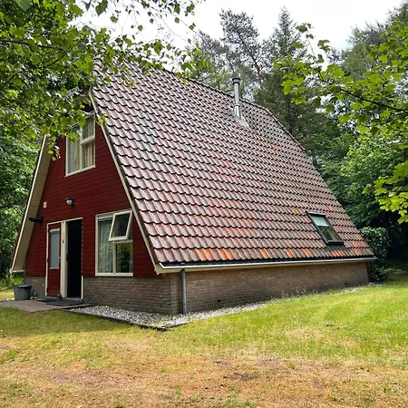 Tatil Evi De Boomklever, Vrijstaand En Midden In Het Bos Aan De Heide! *