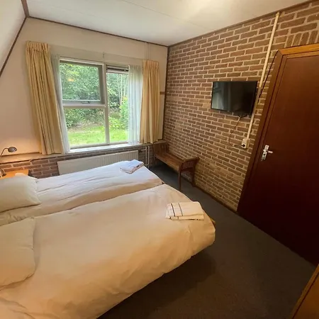 De Boomklever, Vrijstaand En Midden In Het Bos Aan De Heide! Elspeet