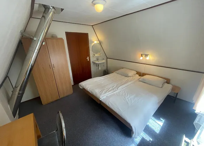 De Boomklever, Vrijstaand En Midden In Het Bos Aan De Heide! Tatil Evi *