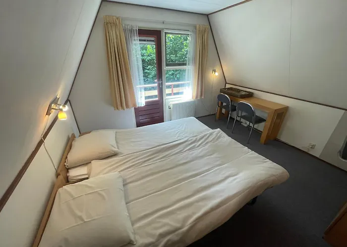 De Boomklever, Vrijstaand En Midden In Het Bos Aan De Heide! Elspeet