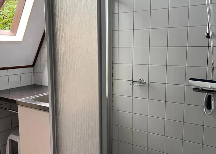 De Boomklever, Vrijstaand En Midden In Het Bos Aan De Heide!